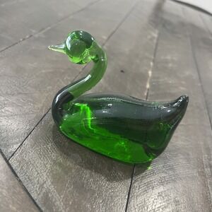 Vtg‎ Viking Glass Swan Emerald Green Figurine Paperweight Bird 4"